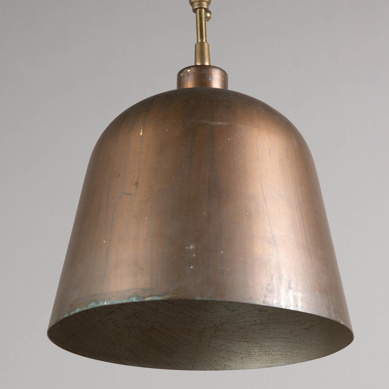 Riippuvalaisin, Bauhaus tyyli.