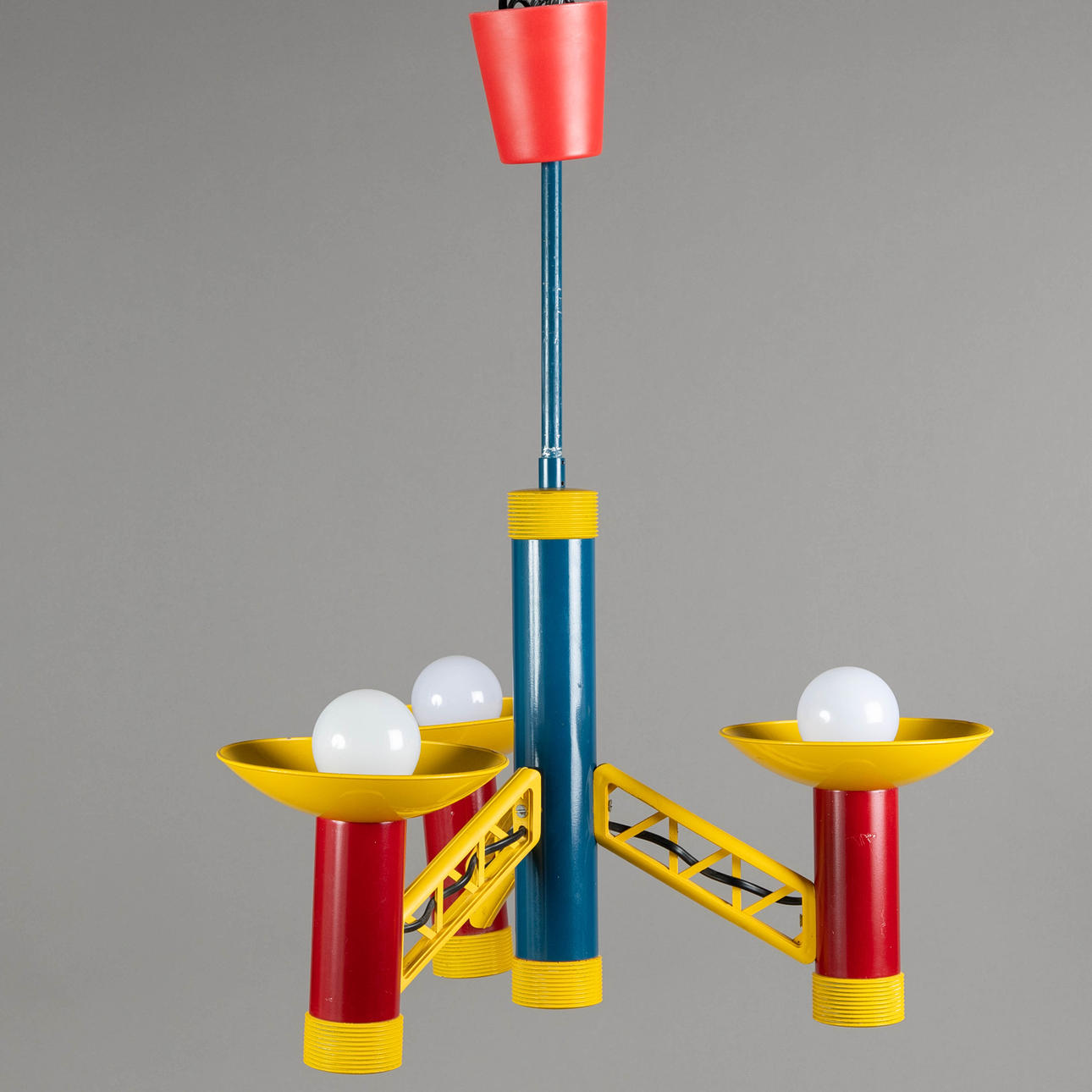 Memphis Design Pendelleuchte, Kunststoff.