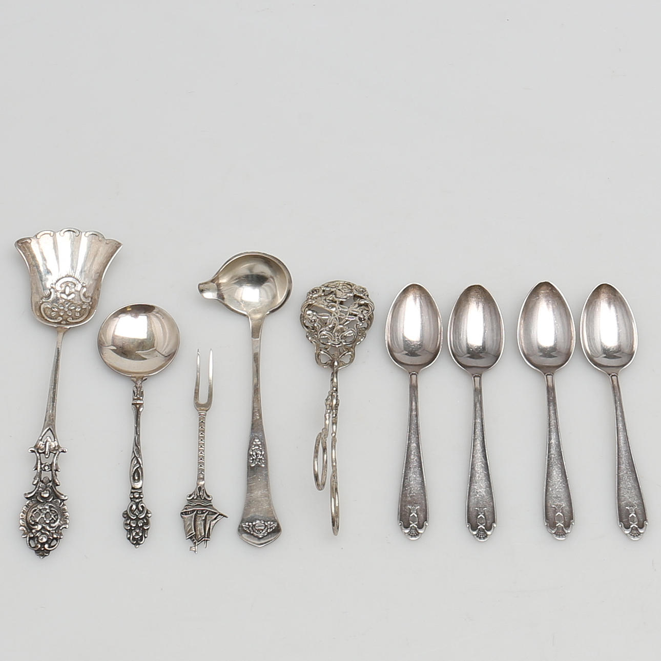 PARTI SILVER. 9 delar. Bla. 4 st teskedar GAB "Vasa".