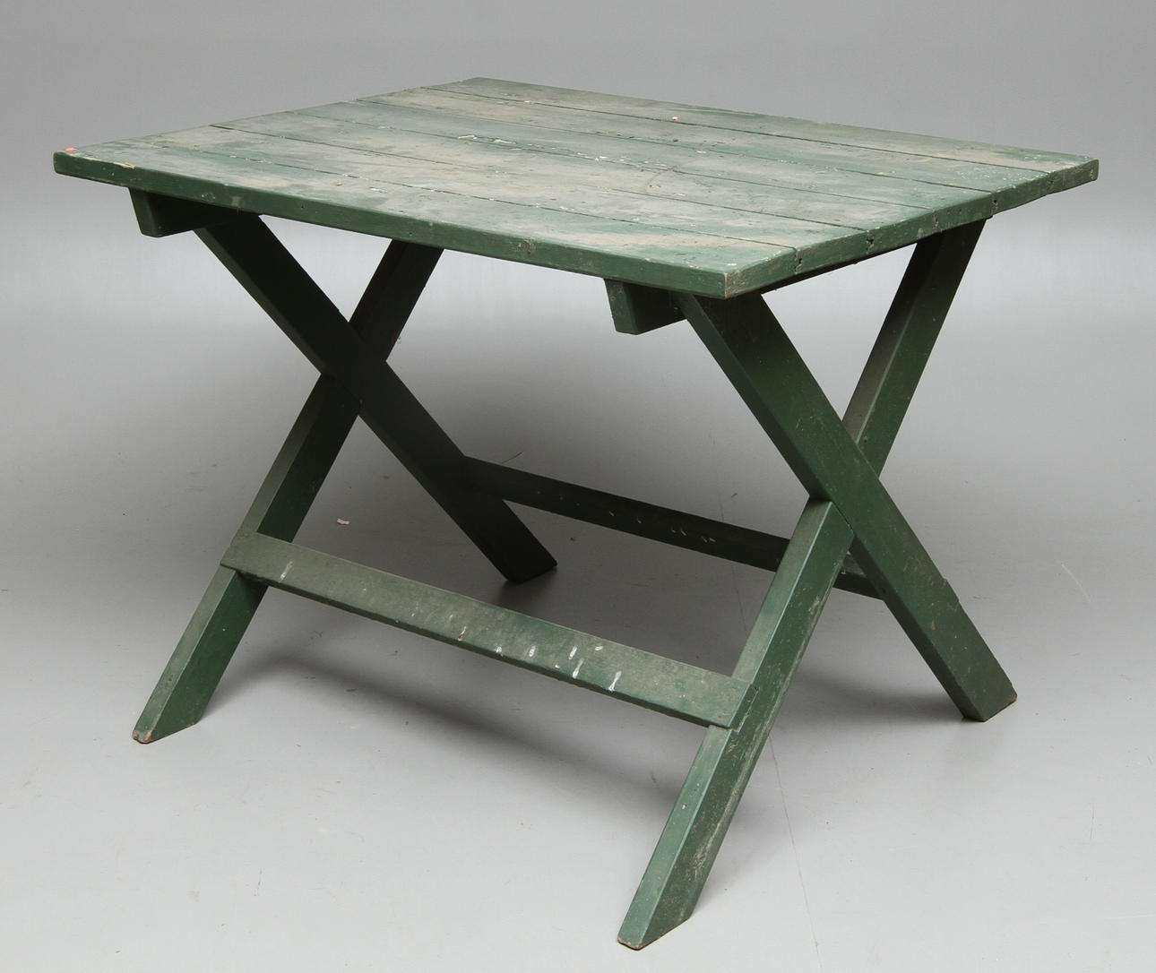 TRÄDGÅRDSBORD, grönt, 1900-tal.