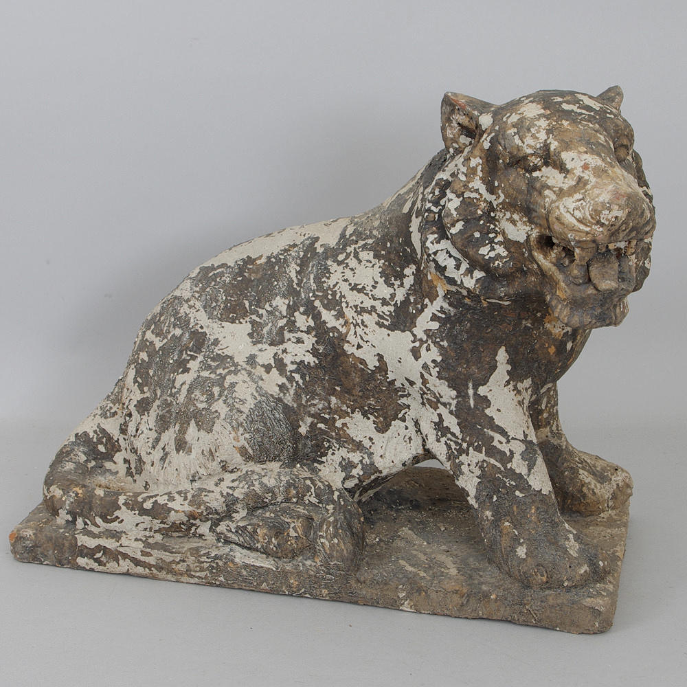 SKULPTUR, tiger, målad terrakotta.