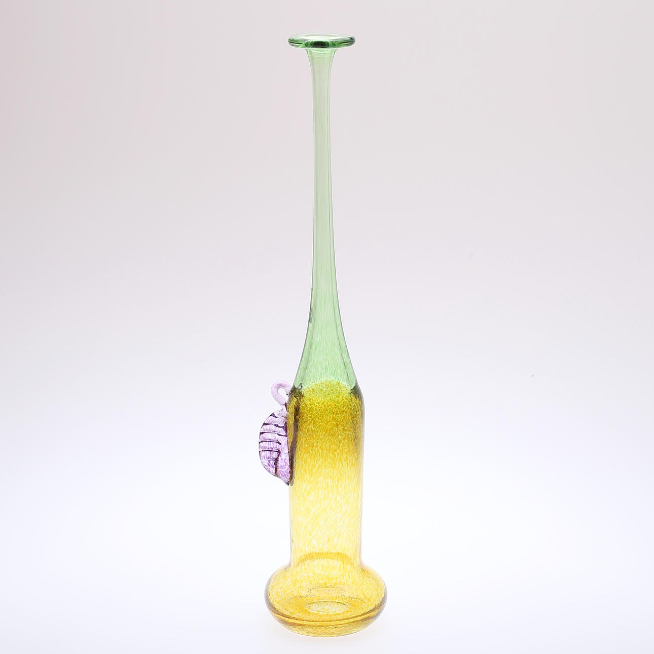 BERTIL VALLIEN. Vas, "Windpipe", Kosta Boda, signerad.