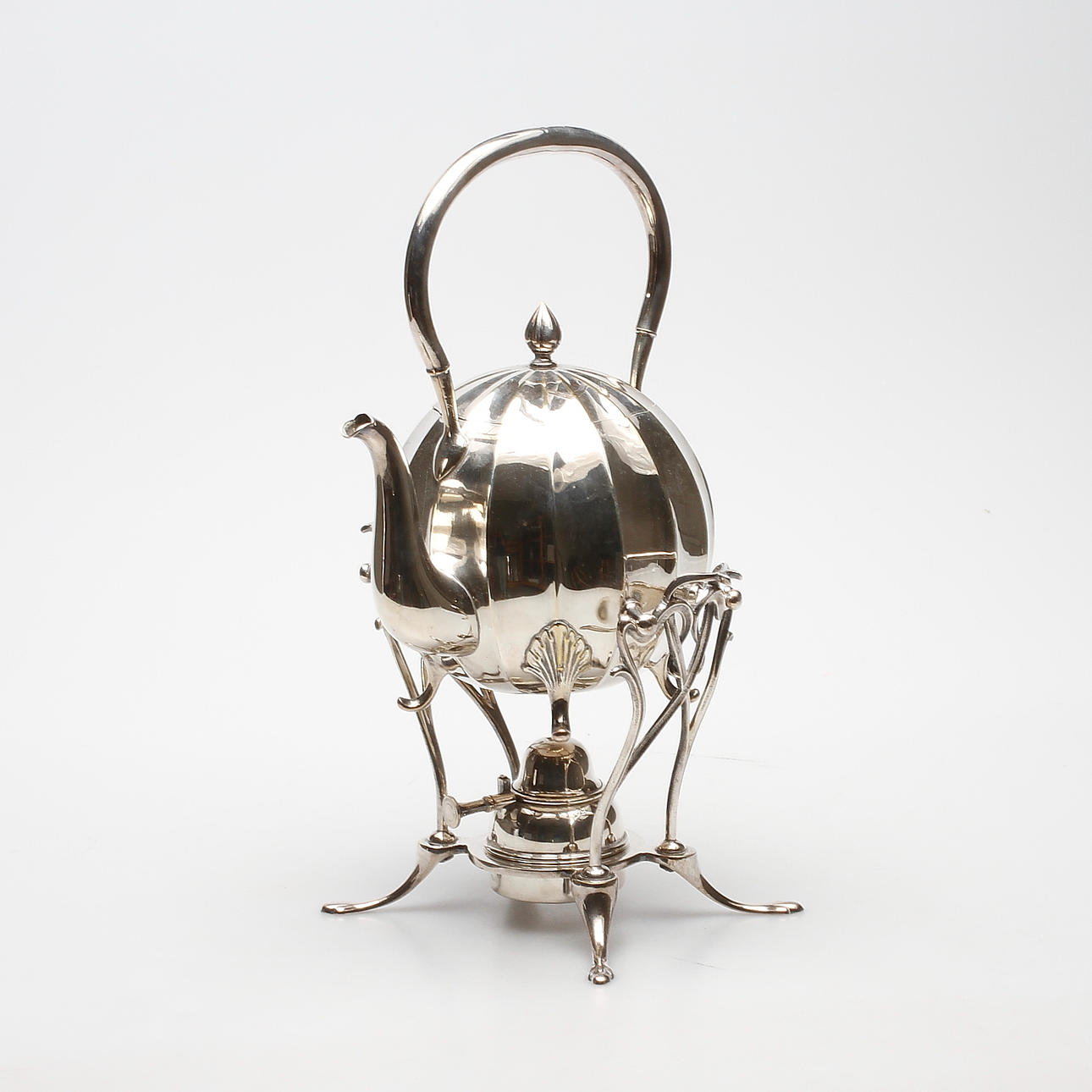 TEKANNA med RESCHAUD, nysilver, 1900-talets första hälft.