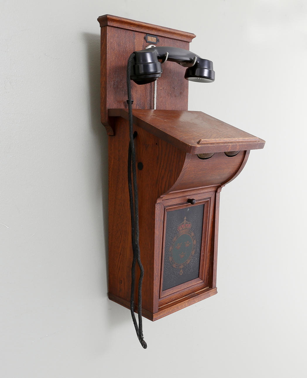 VÄGGTELEFON, tidigt 1900-tal.