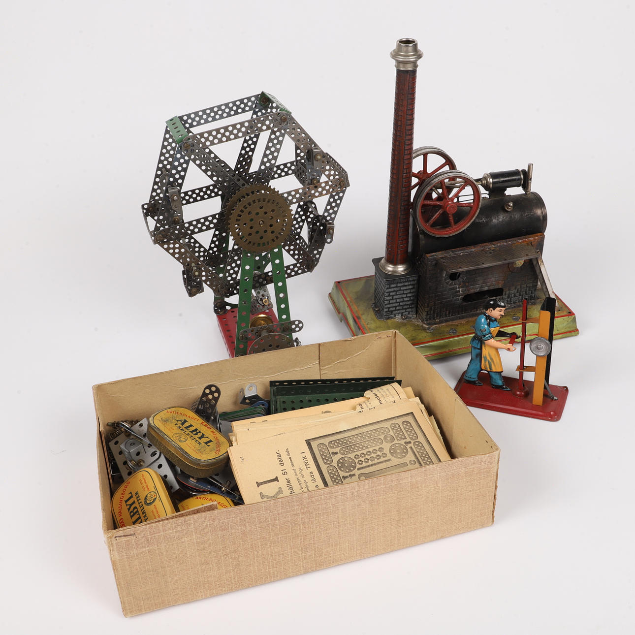 ÅNGMASKIN SAMT BYGGSATS.