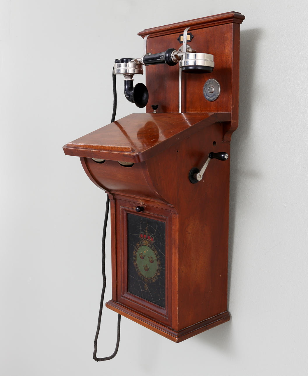 VÄGGTELEFON, tidigt 1900-tal.