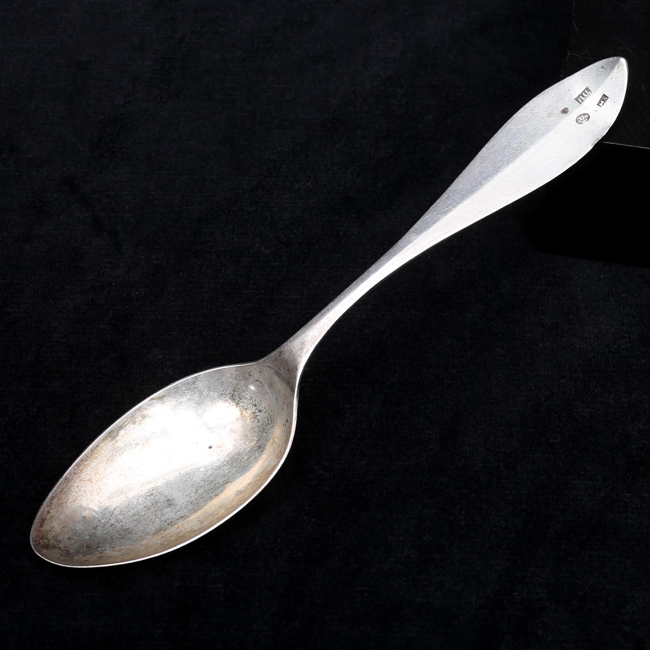 SPOON, silver, marked HV or HU, 1818.