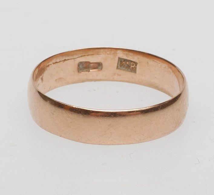 RING, 14k guld, vitk ca 2,7 gr.