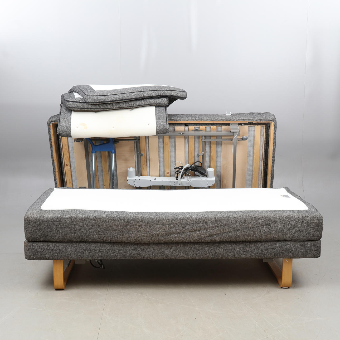 SÄNGAR, 2 stycken ,Ställbar, "Diamant".