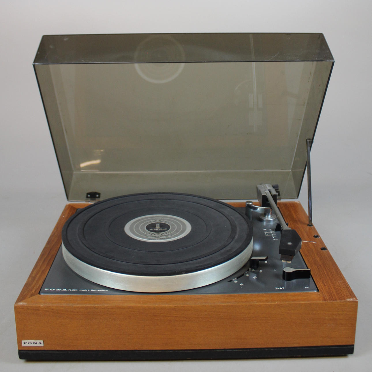 RECORD PLAYER, Fona model PL 304 (Lenco B55).