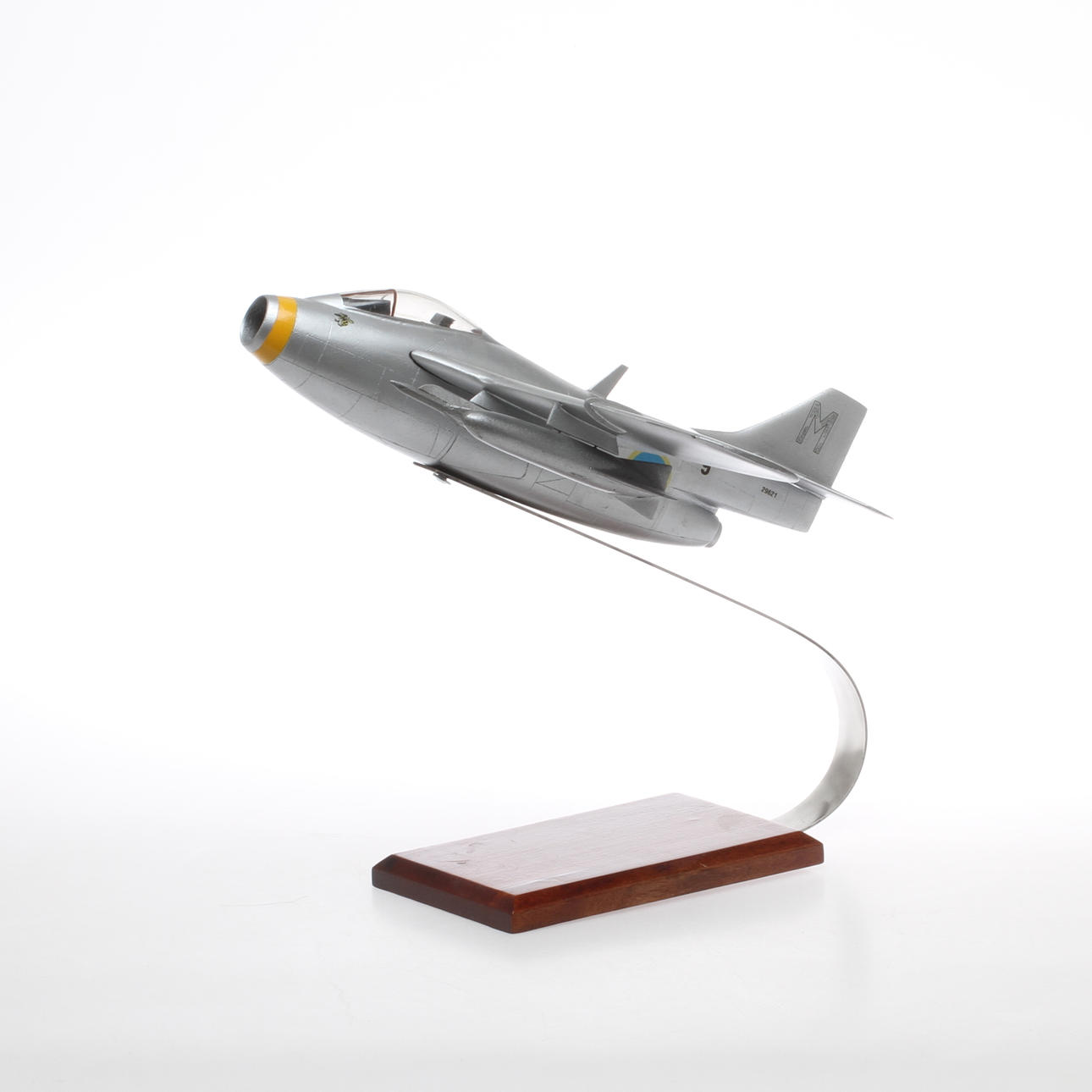 FLYGPLANSMODELL, trä, "Tunnan", SAAB J29.