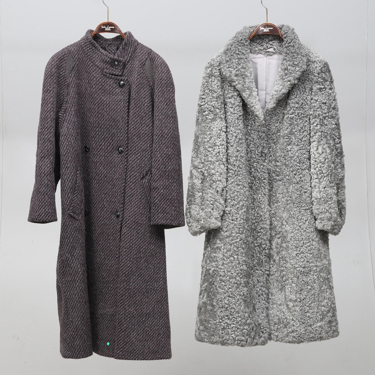 ROCKAR, 2 st, bland annat fårull (Viking Lamm).