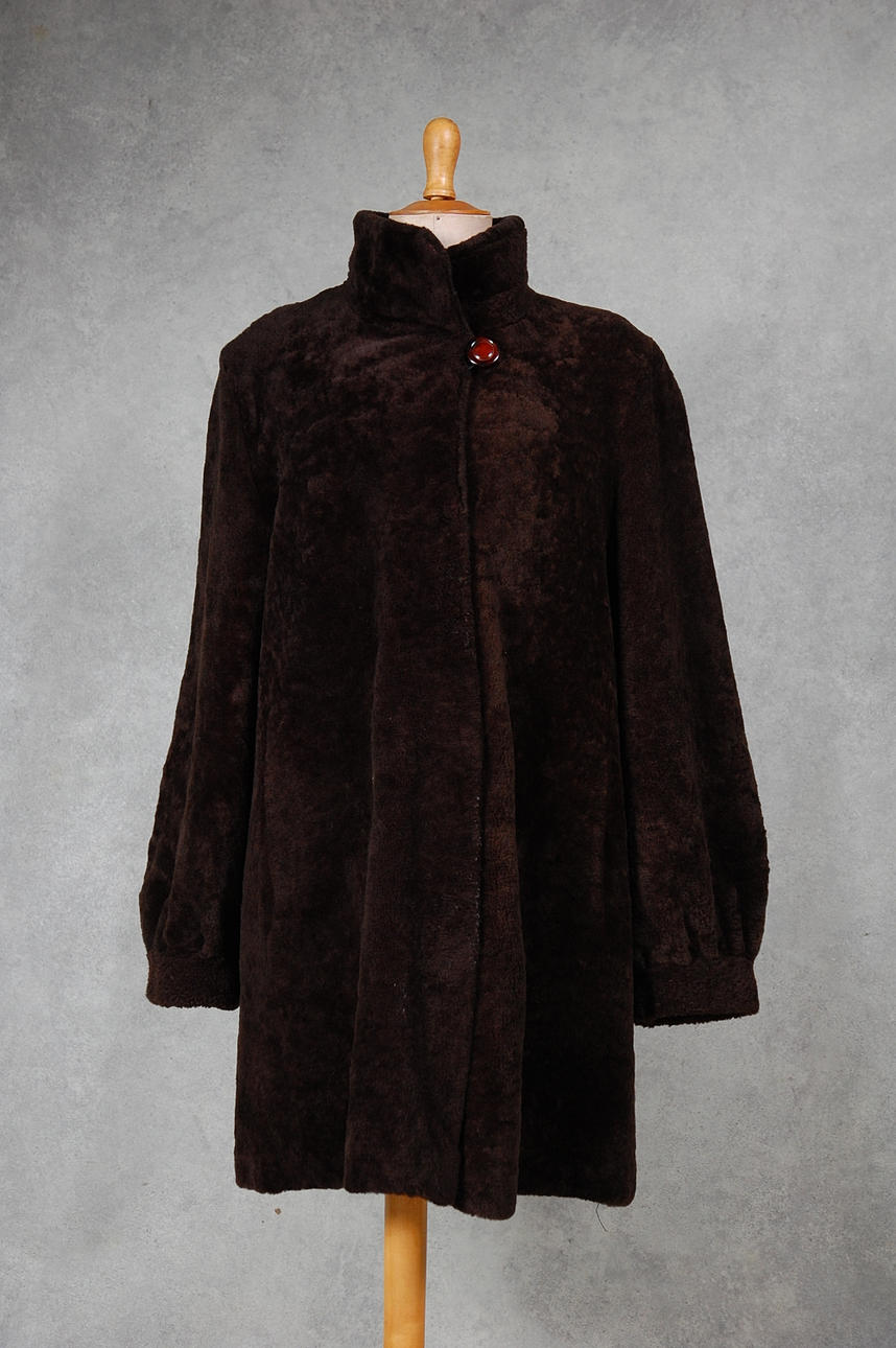 PÄLS, lamm, " Levinsky design Copenhagen ".