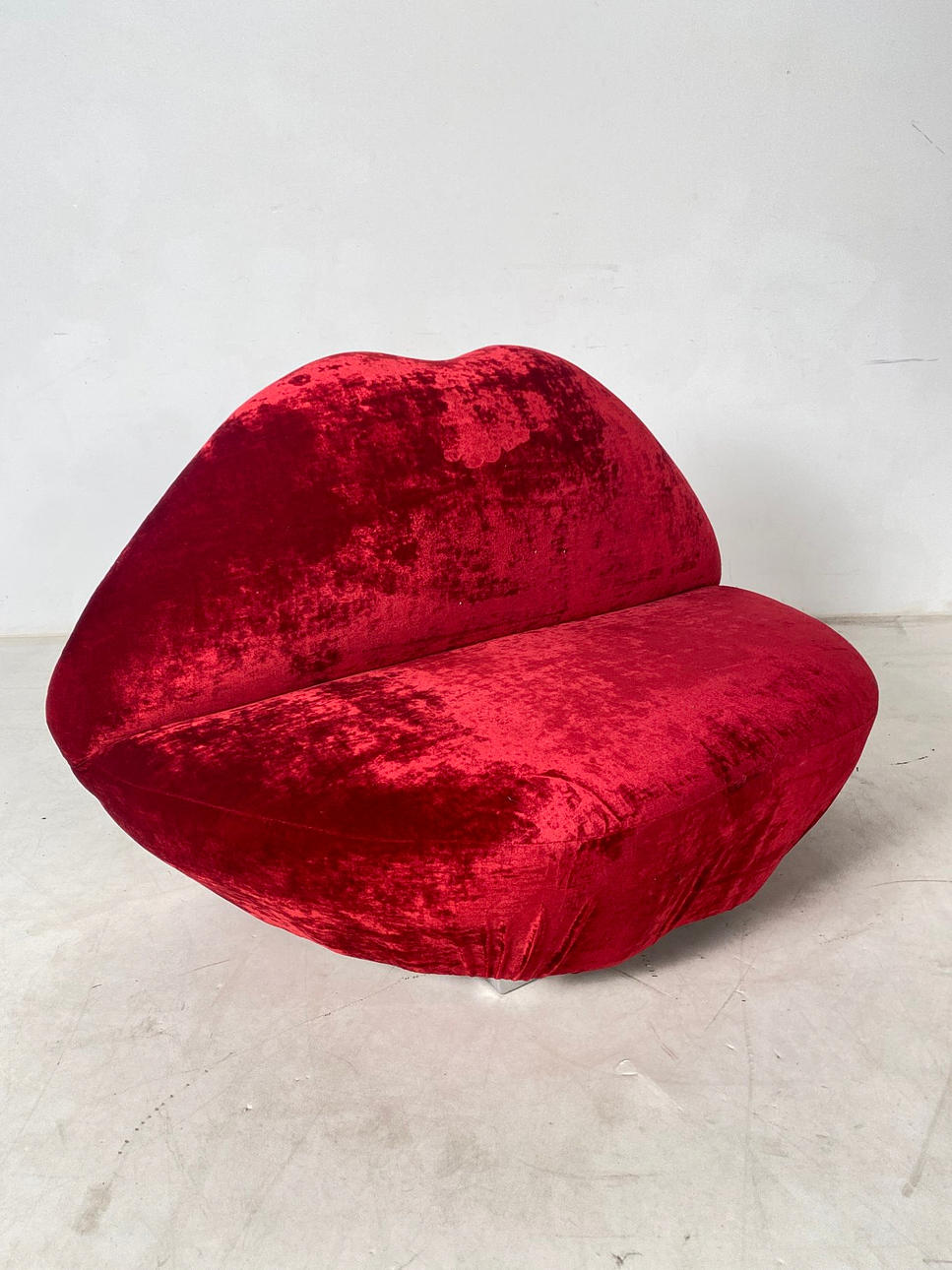 Sofá de labios "La Bouche".