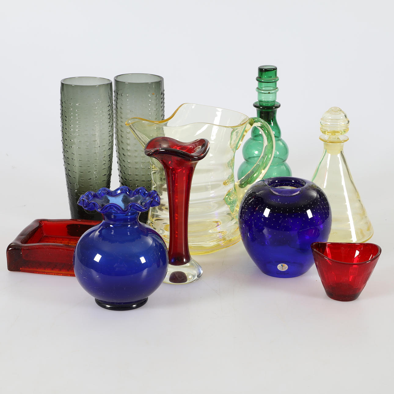 GLASOBJEKTER, 10 stk., Bl,a. Strapper.