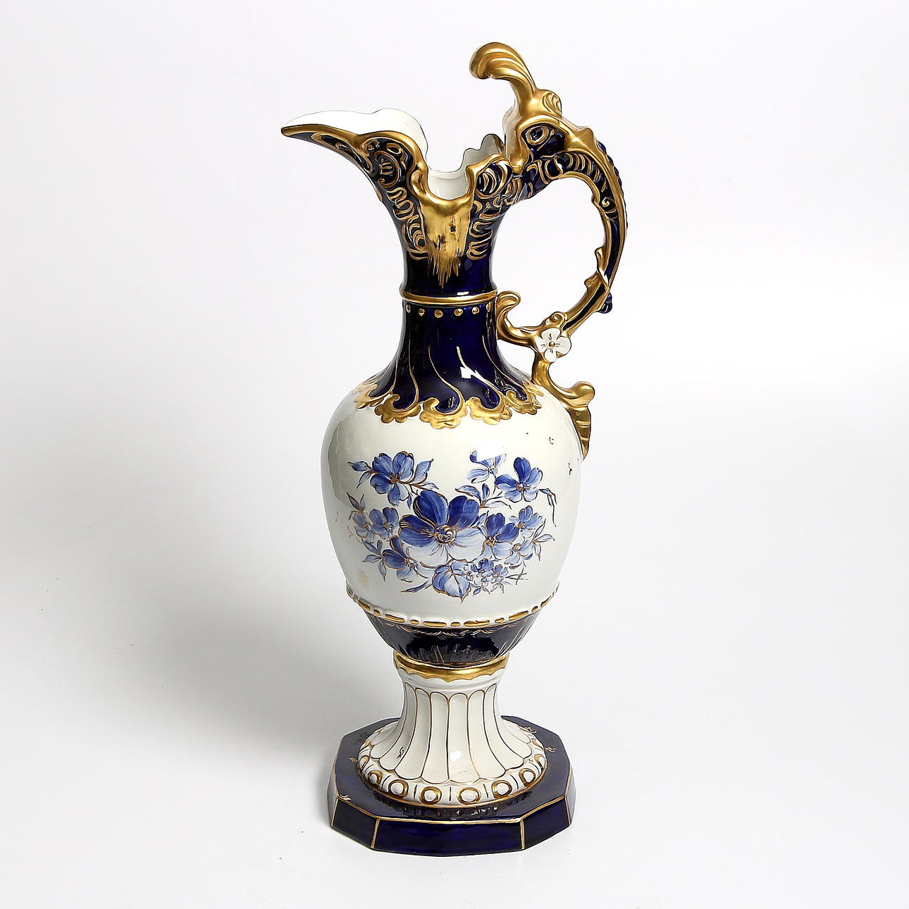 VAS/KANNA, porslin, Royal Dux. 18/1900-tal.