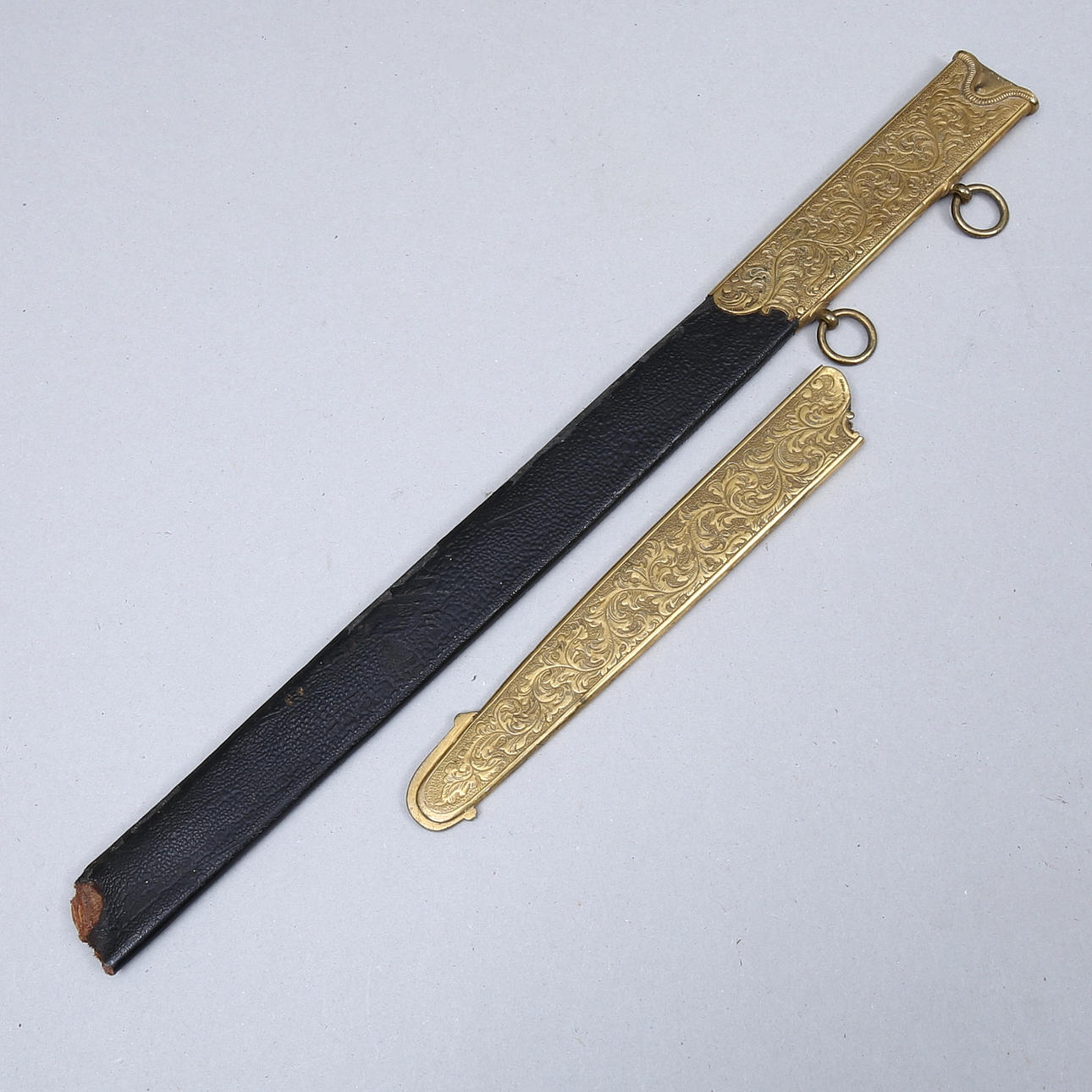 BALJA för värja, metall och läder.