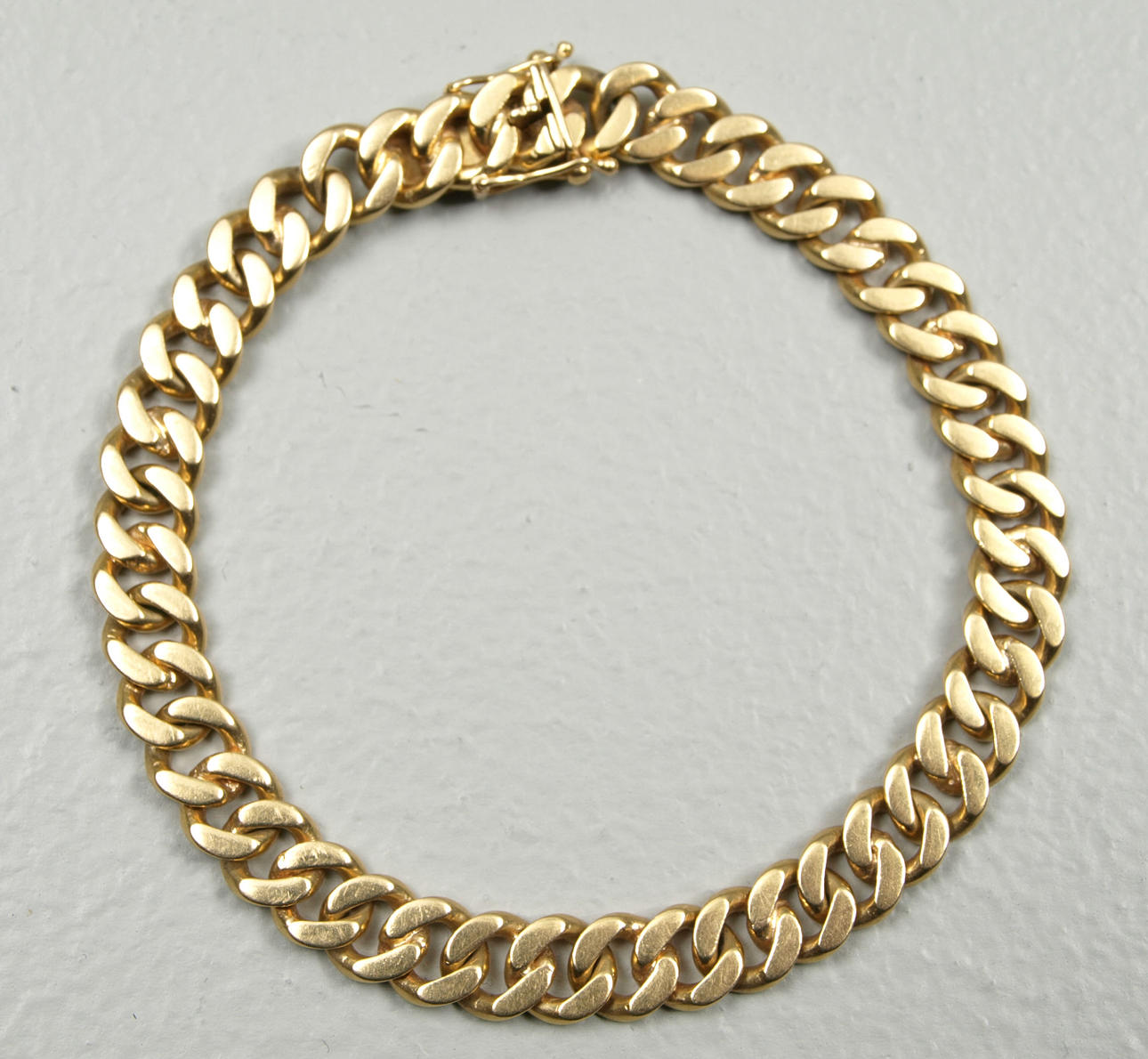 ARMBAND, 18K guld, 24,5 gram.