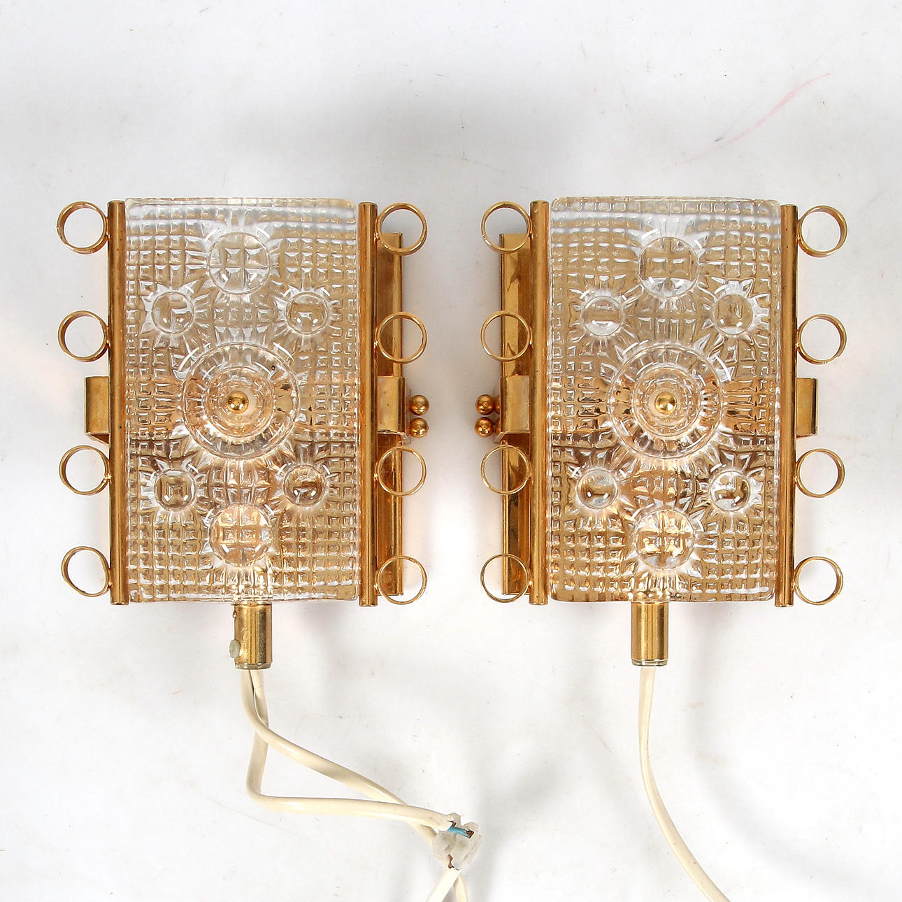 WALL LAMPS, a pair, metal, 1970s.