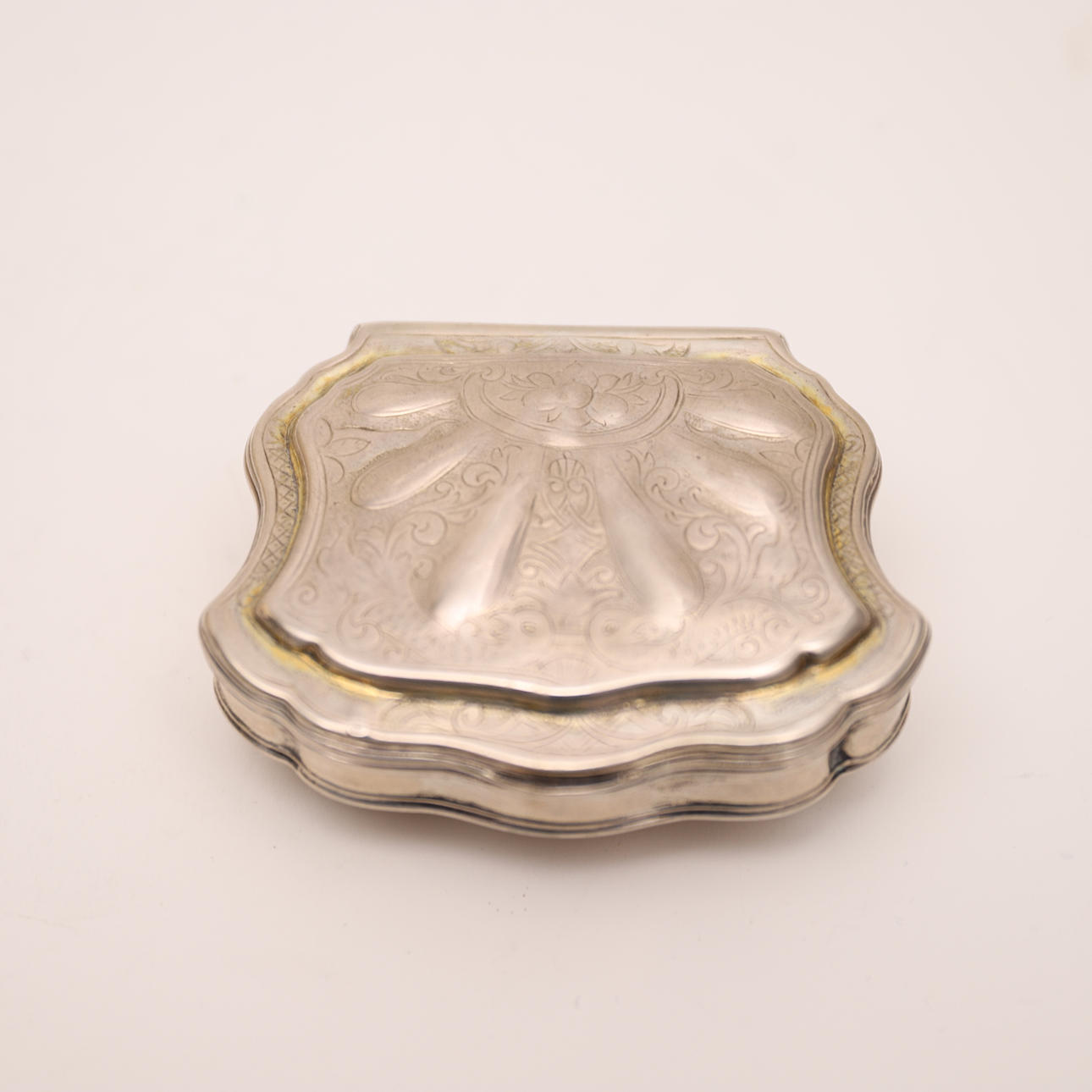 SNUFF BOX, silver, different hallmarks, 19th century, 60.42 gr.