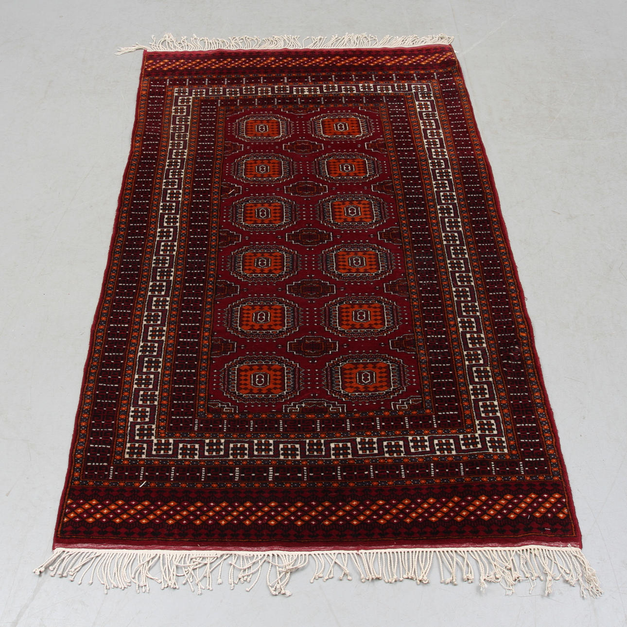 MATTA, orientalisk, ca 150 x 91 cm.