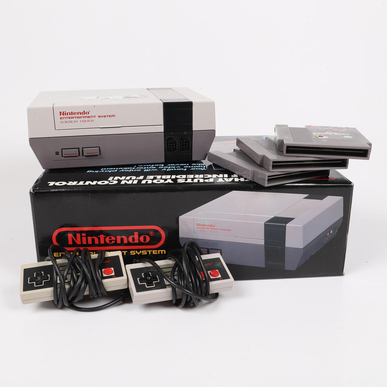GAME CONSOLE, Nintendo 8-bit, Japan.