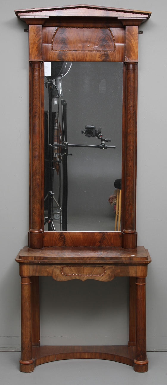 SPEGEL OCH KONSOLLBORD, proveniens Börstorp slott, Karl Johan, 1800-talets mitt.