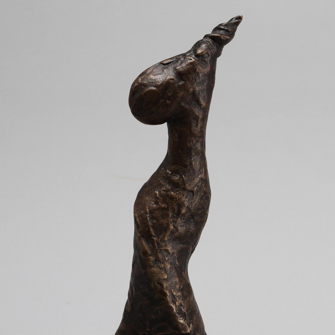 OIDENTIFIERAD KONSTNÄR. skulptur, brons, sign J.B, Rosengrens, Limhamn.