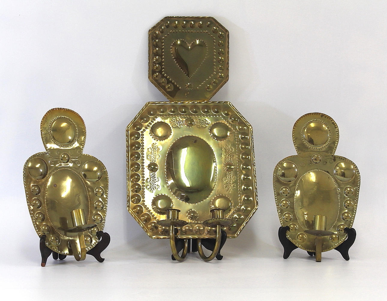 LJUSPLÅTAR, mässing, 3 st, en stämplad Sverige.