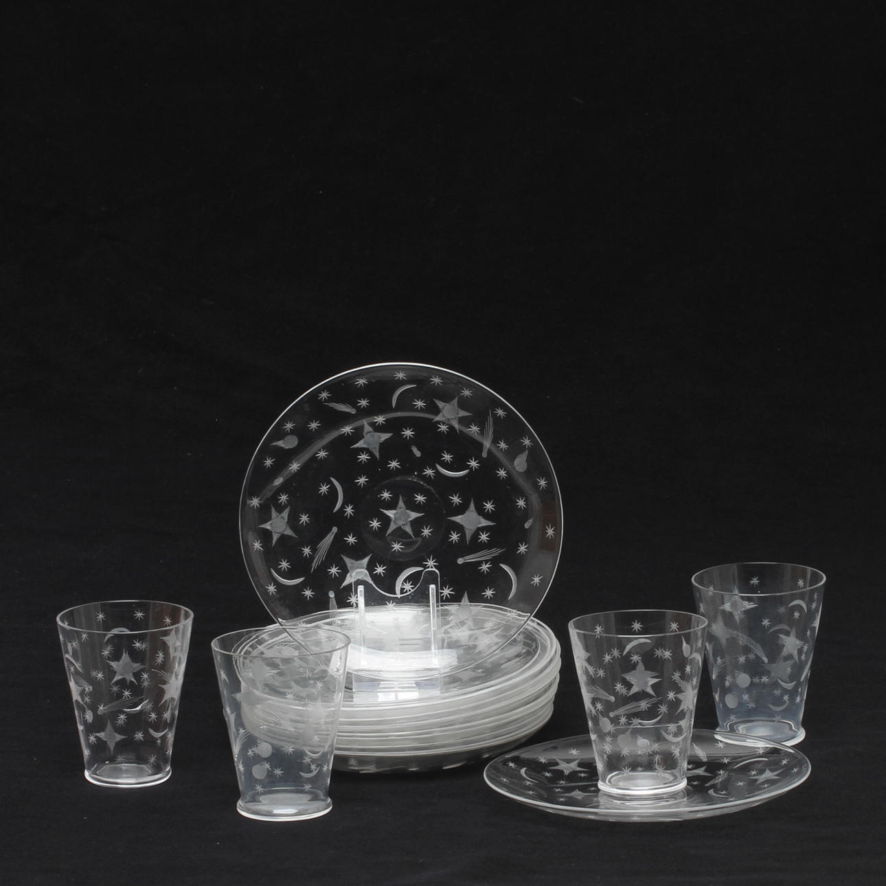 GLAS 13 fat + 4 glas, "Stjärnhimmelsmönstret" Edward Hald Orrefors, signerade.