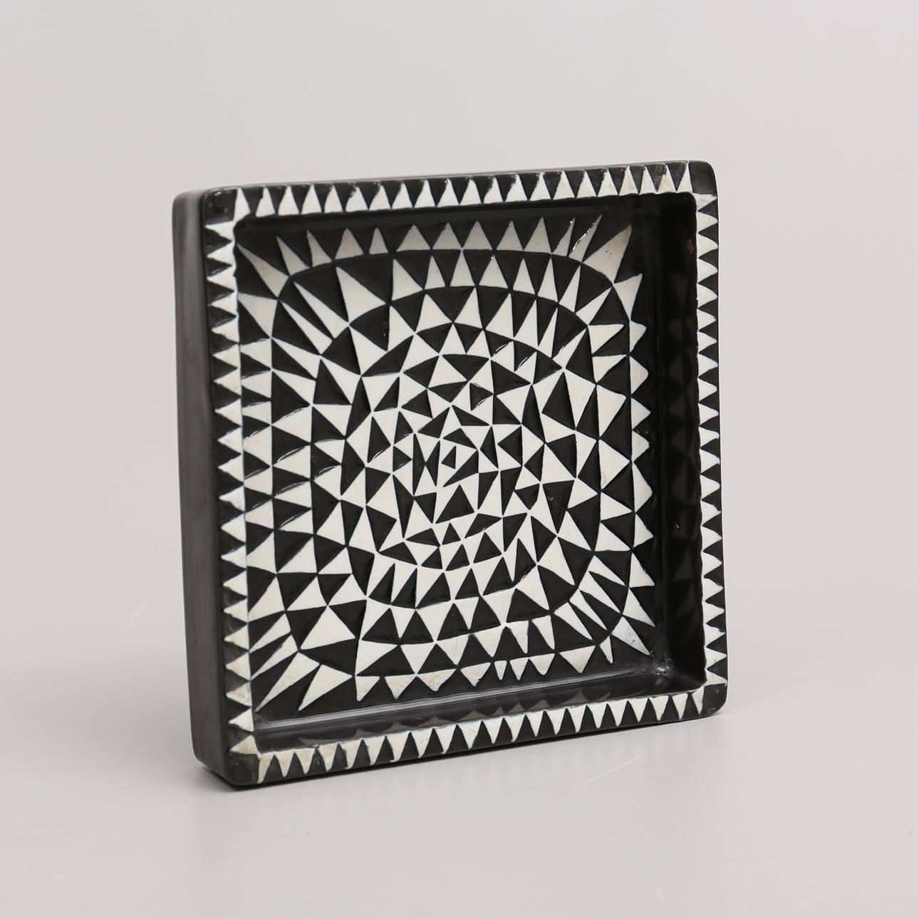 STIG LINDBERG. Aschenbecher "Domino", Gustavsberg.