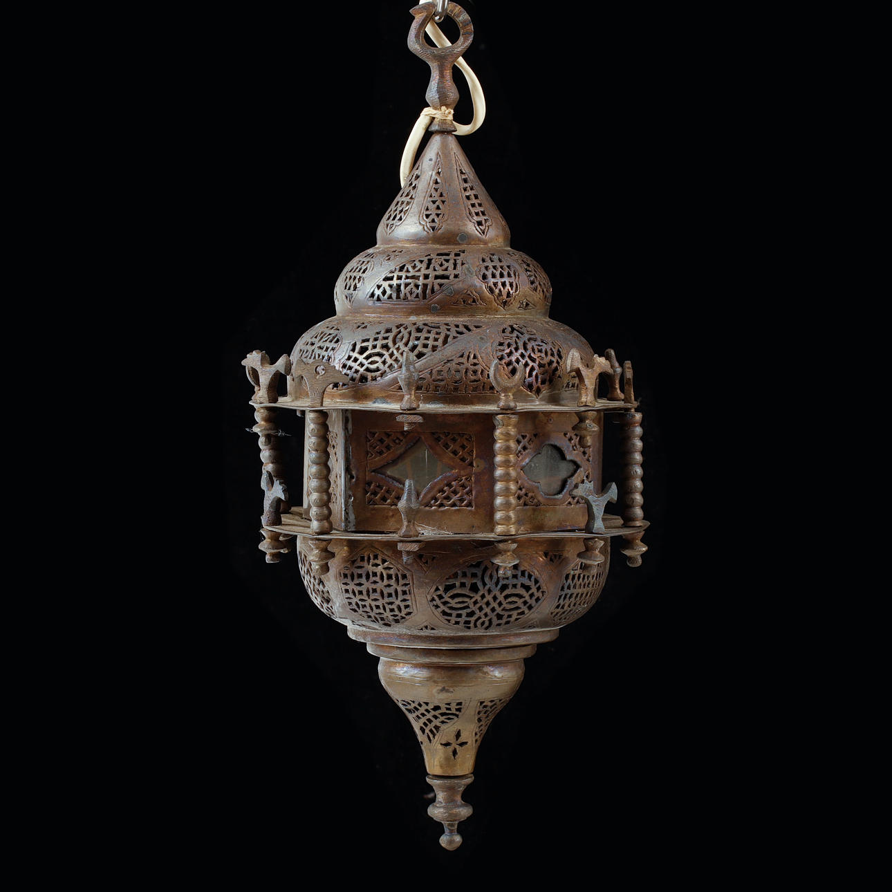 LAMPPU, itämainen, 1900-luku.