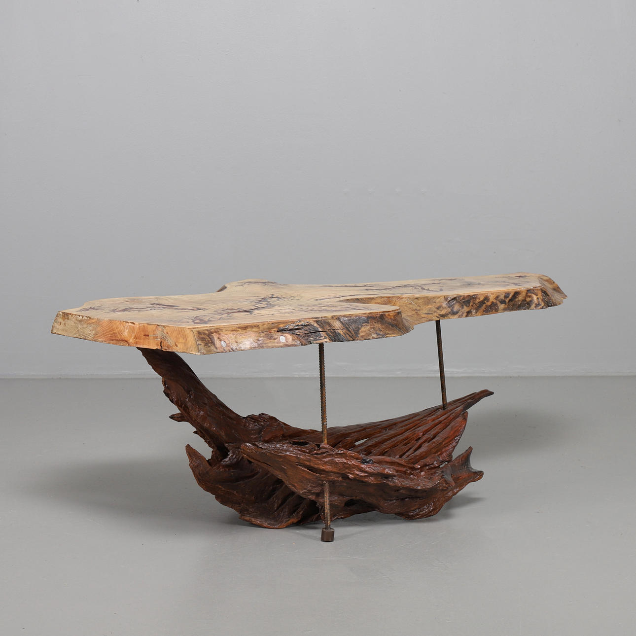 COUCHTISCH, Eiche und Treibholz, einzigartig.