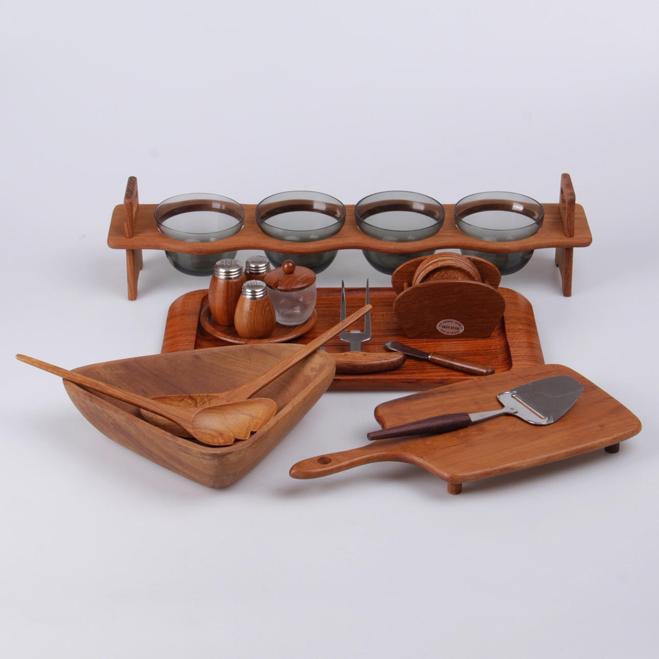 PARTI TEAKFÖREMÅL, delvis Reijmyre samt Karl Holmberg i Götene.