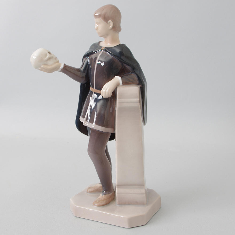 FIGURIN, porslin, "Hamlet", Bing & Gröndal.