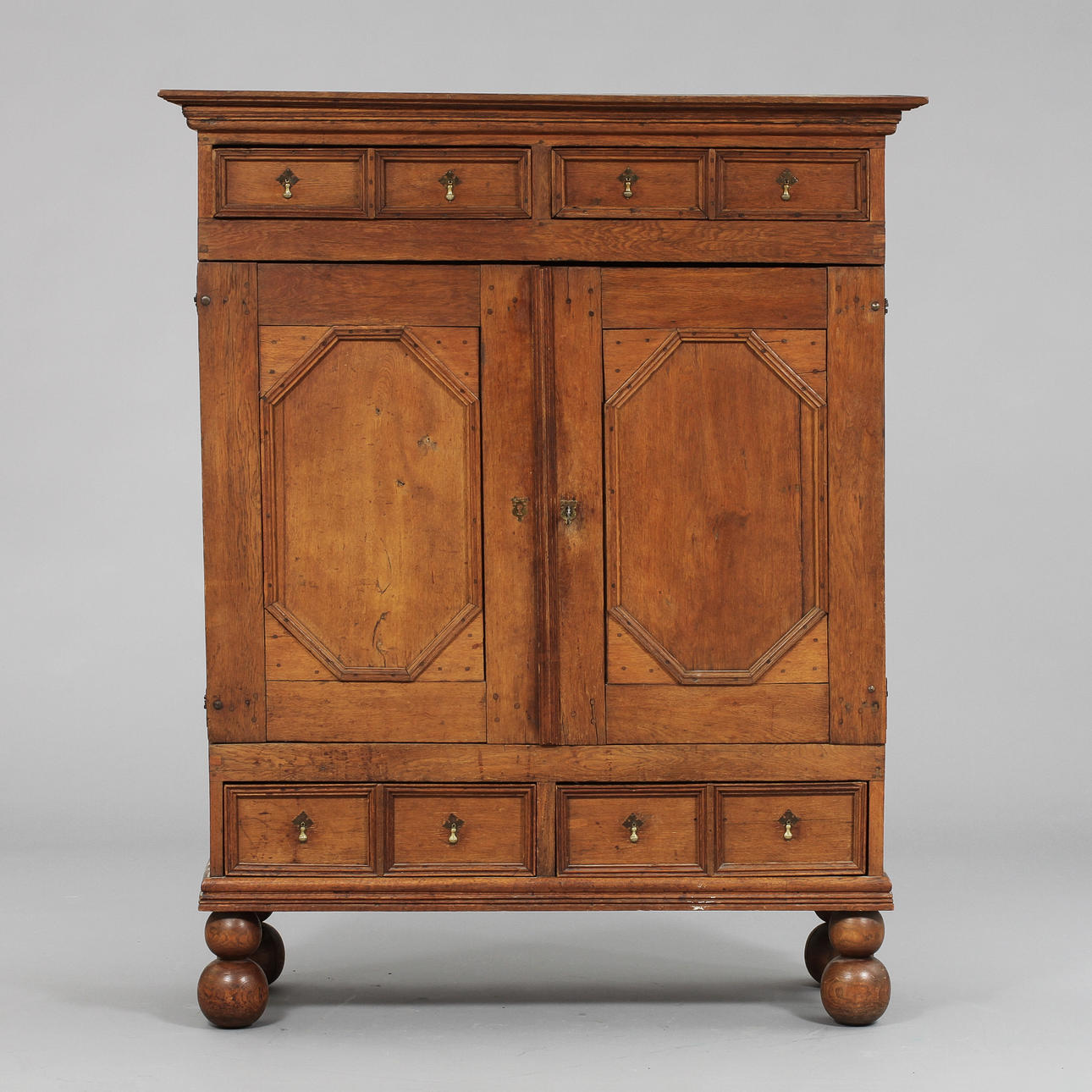 SKÅP, barock. Ek. Troligen Sverige.