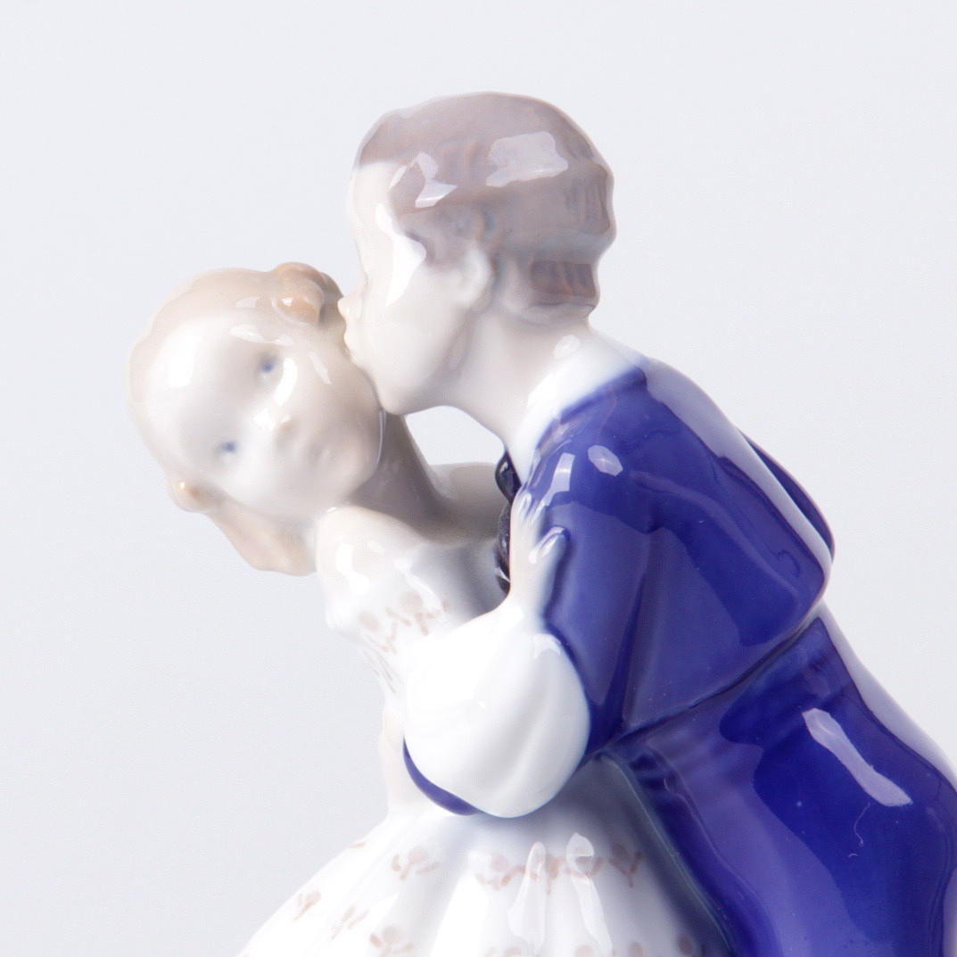 FIGURIN, dansande par, Bing och Gröndahl.