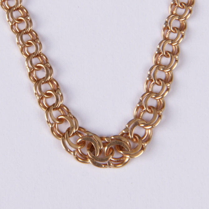 COLLIER, "Bismarck", 18k guld, vikt ca. 4,14 gram.