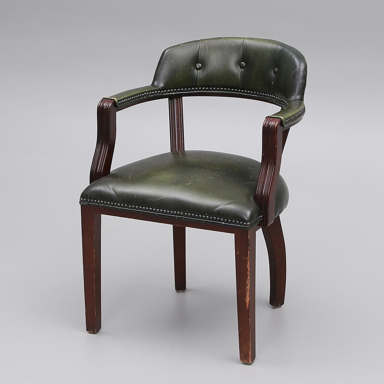SILLA DE ESCRITORIO, cuero/madera, tipo inglés, 1900.
