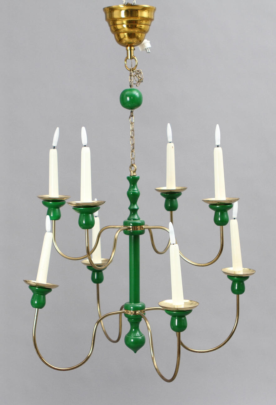 TAKKRONA, grönmålat trä samt mässing, 8 ljusarmar.