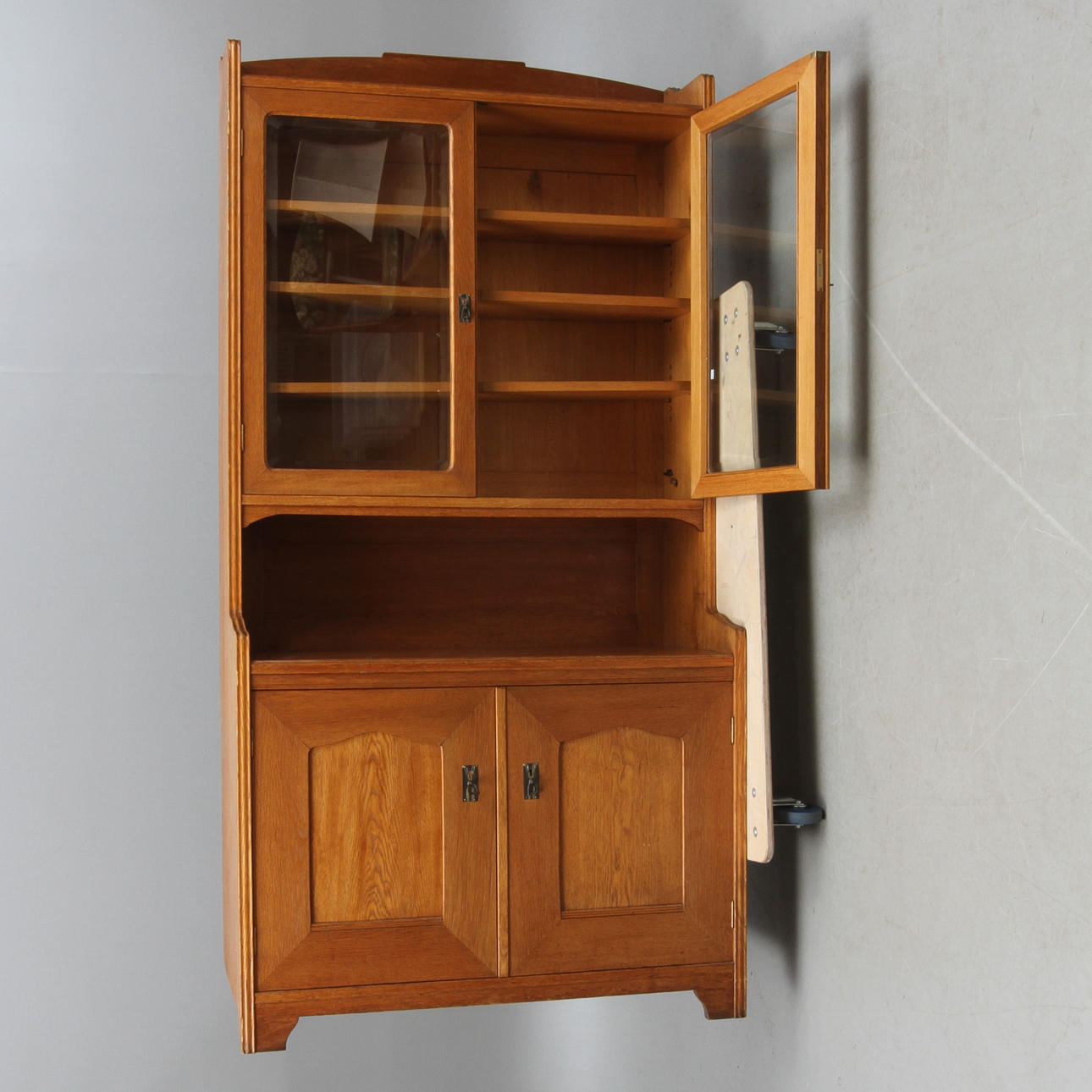 VITRINSKÅP, jugend, 1900-tal.