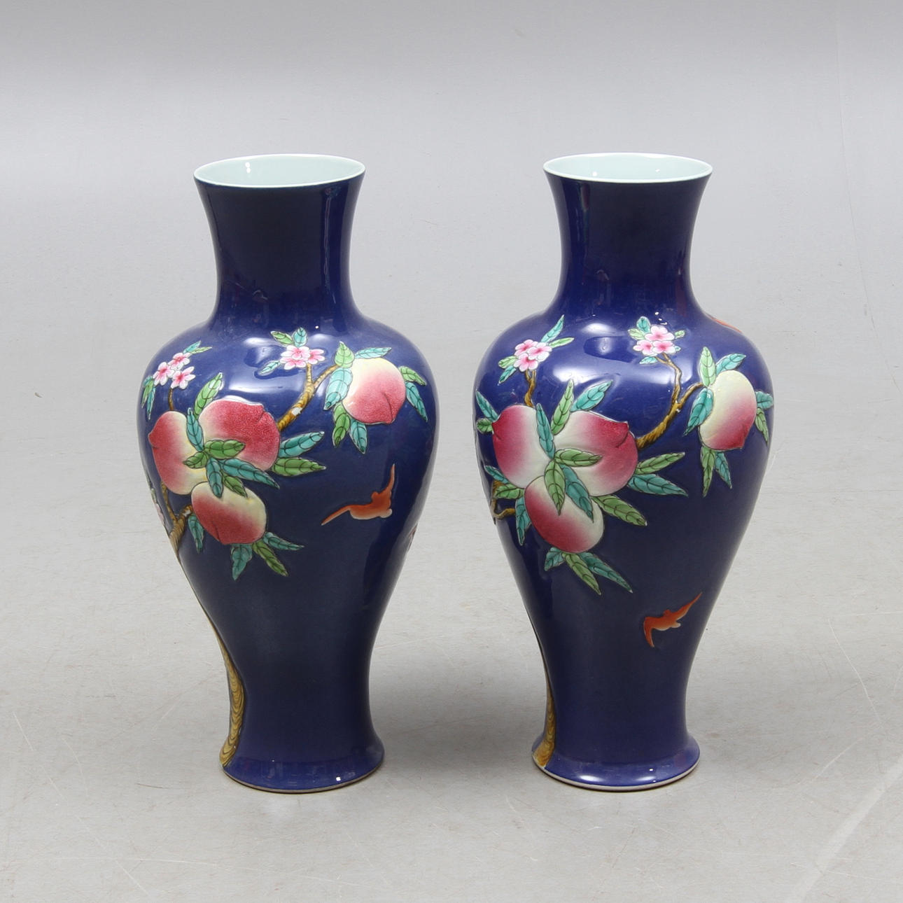 VASER, 1 par, porslin, Kina.