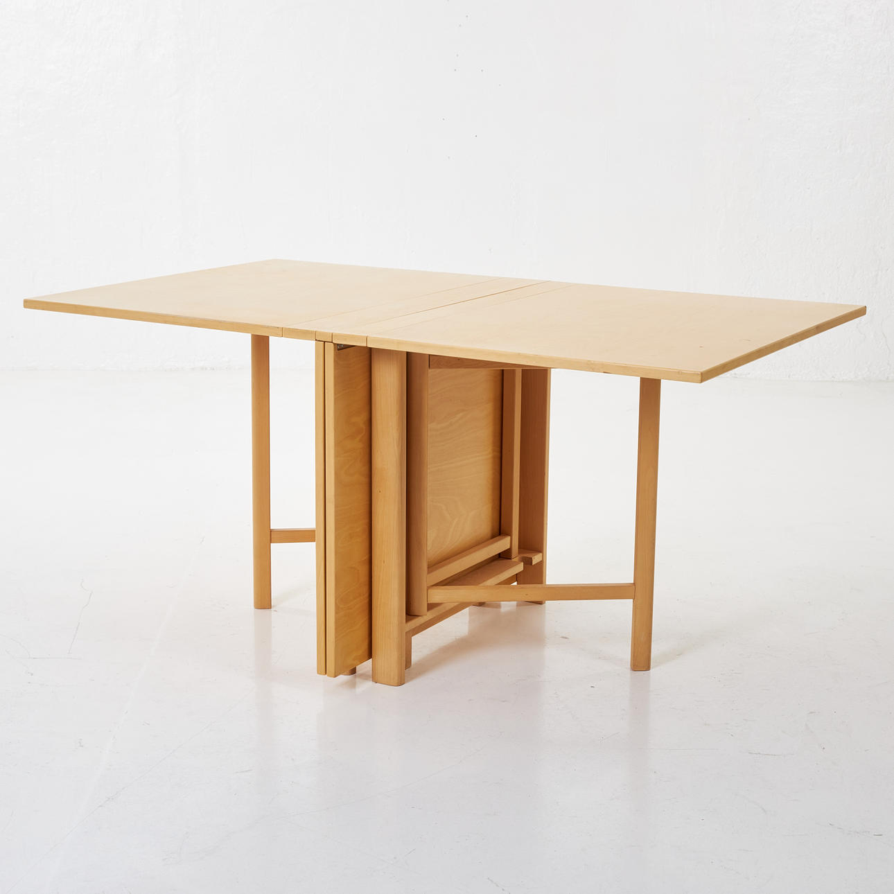 BRUNO MATHSSON. table, 