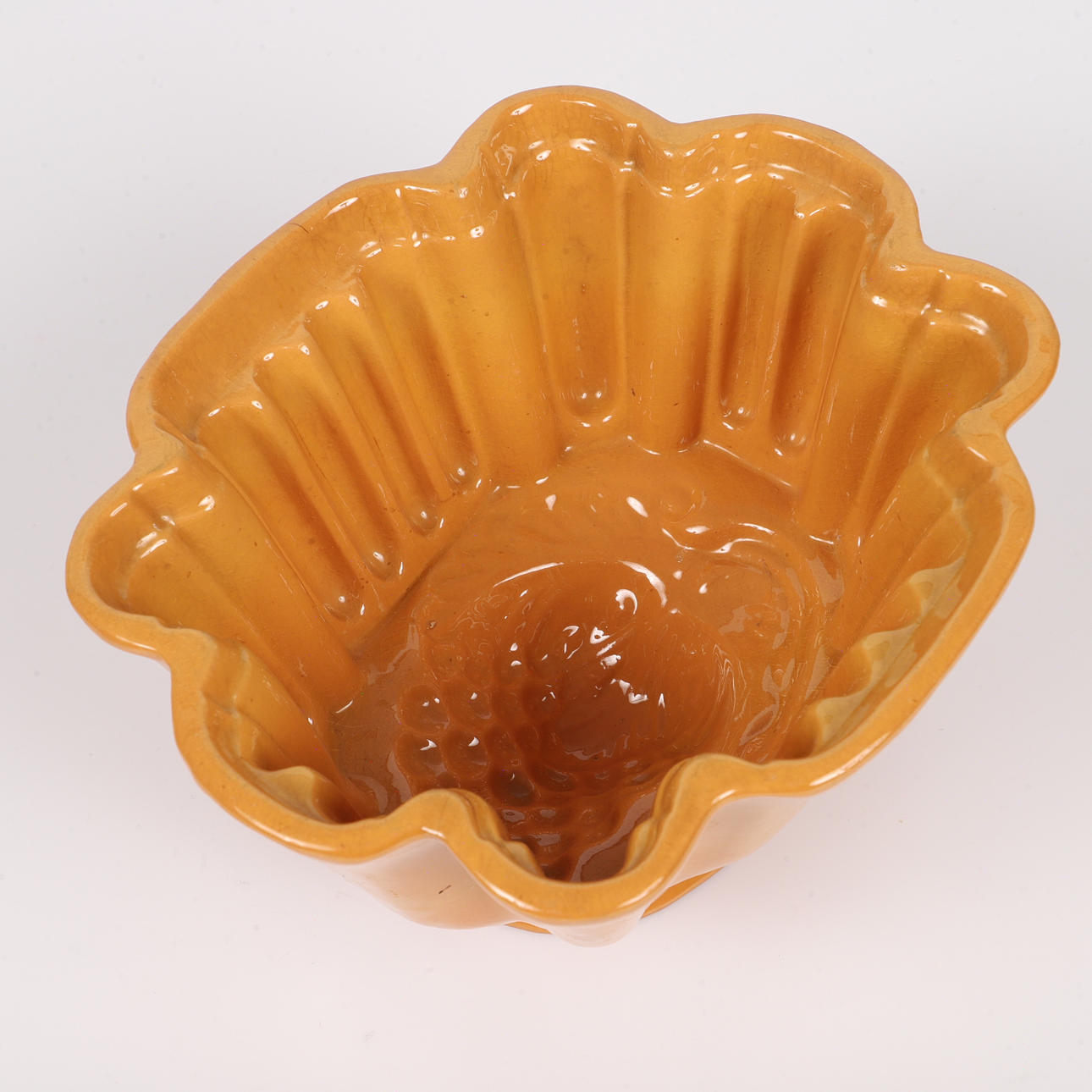 ALADÅB FORM, yellow ceramic, 19th/20th century.