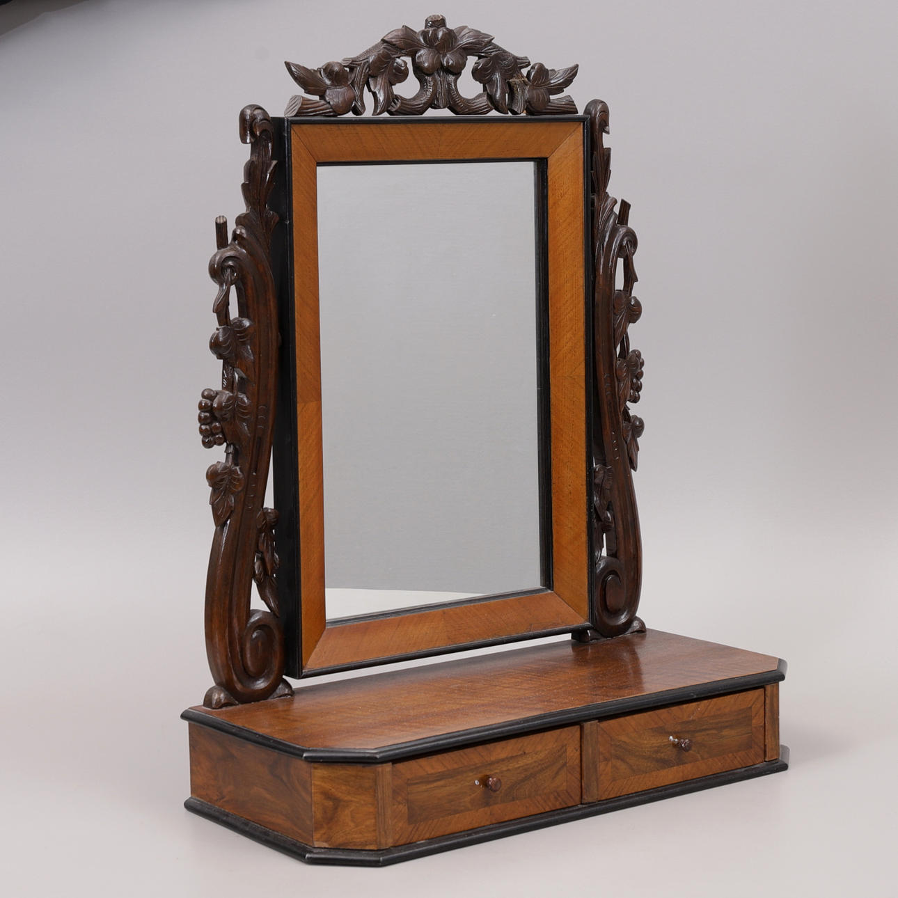 PIGTITTARE, 1900-talets början.