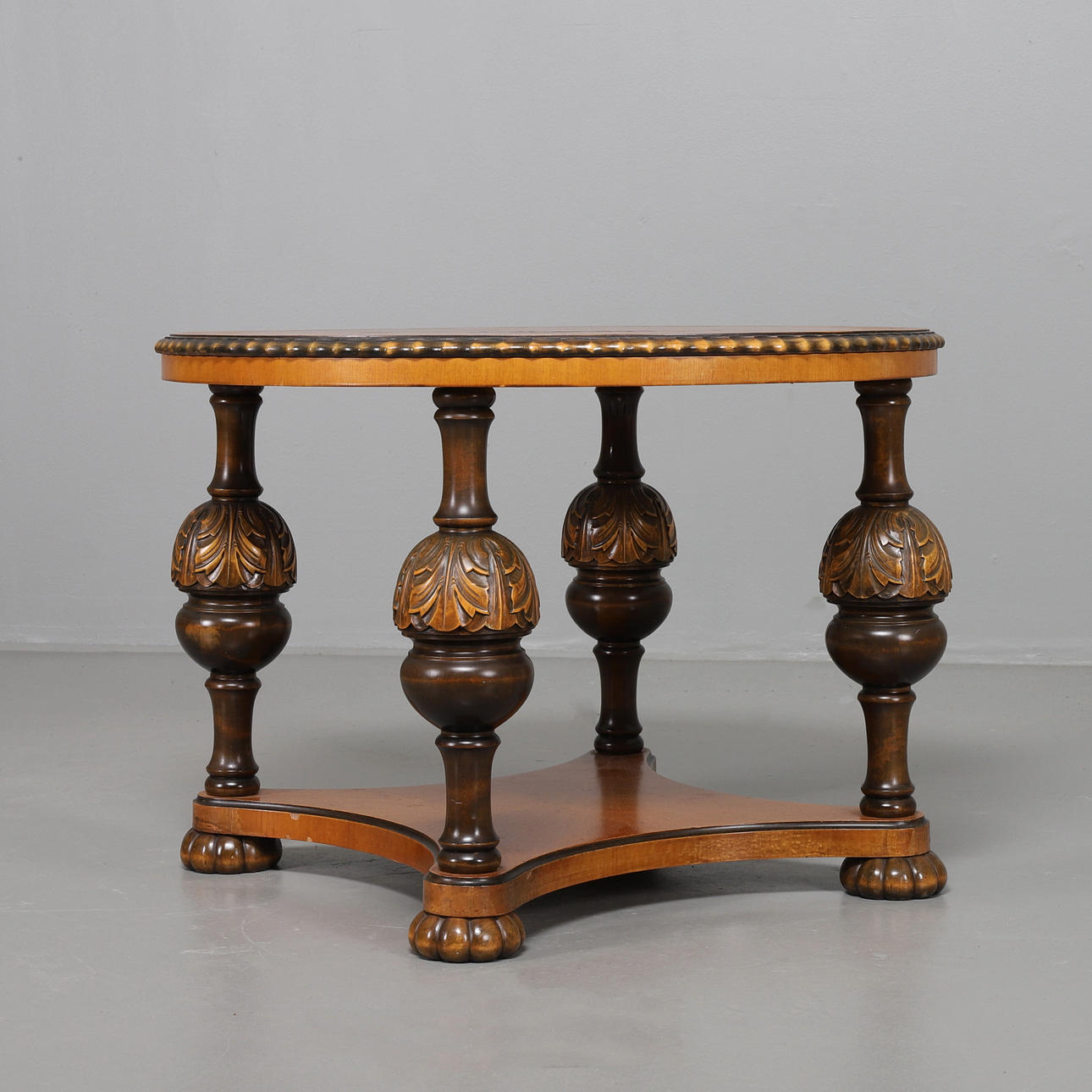 COFFEE TABLE, Swedish modern, 1930-40s.