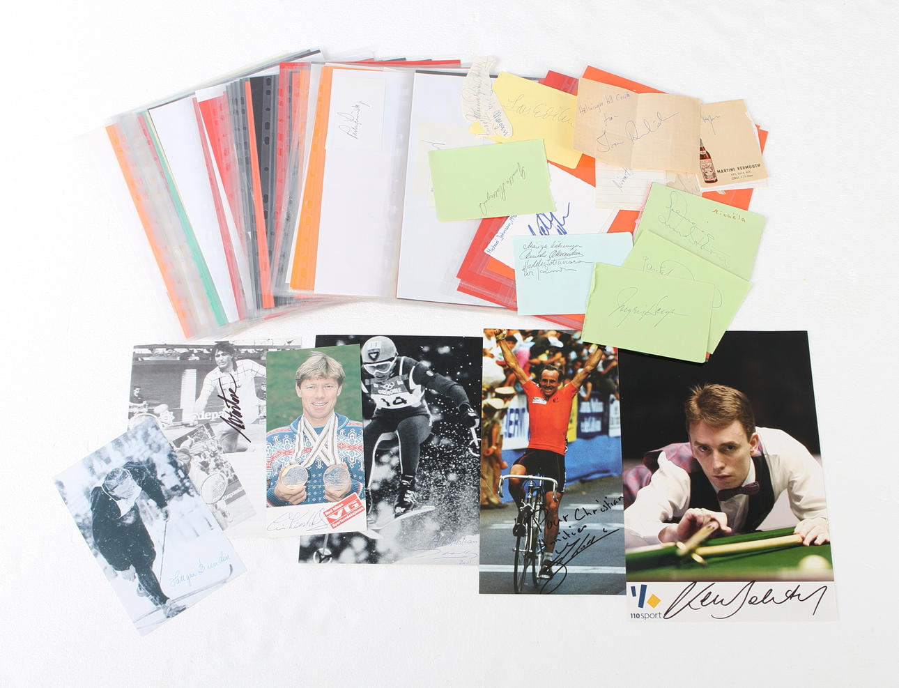 PARTI AUTOGRAFER samt IDOLBILDER, ej identifierade, ca 100 st (3).