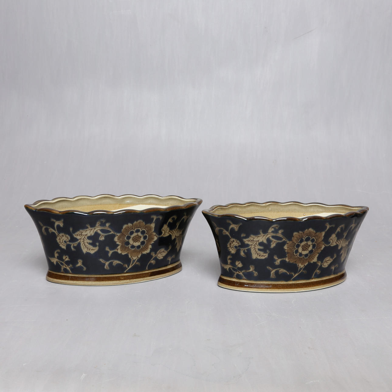 BLOMKRUKOR, keramik, ett par, samtida.