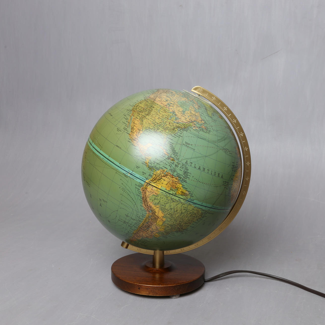 PAUL OESTERGAARD. Globus, elektrische Beleuchtung, Columbus, Dänemark.