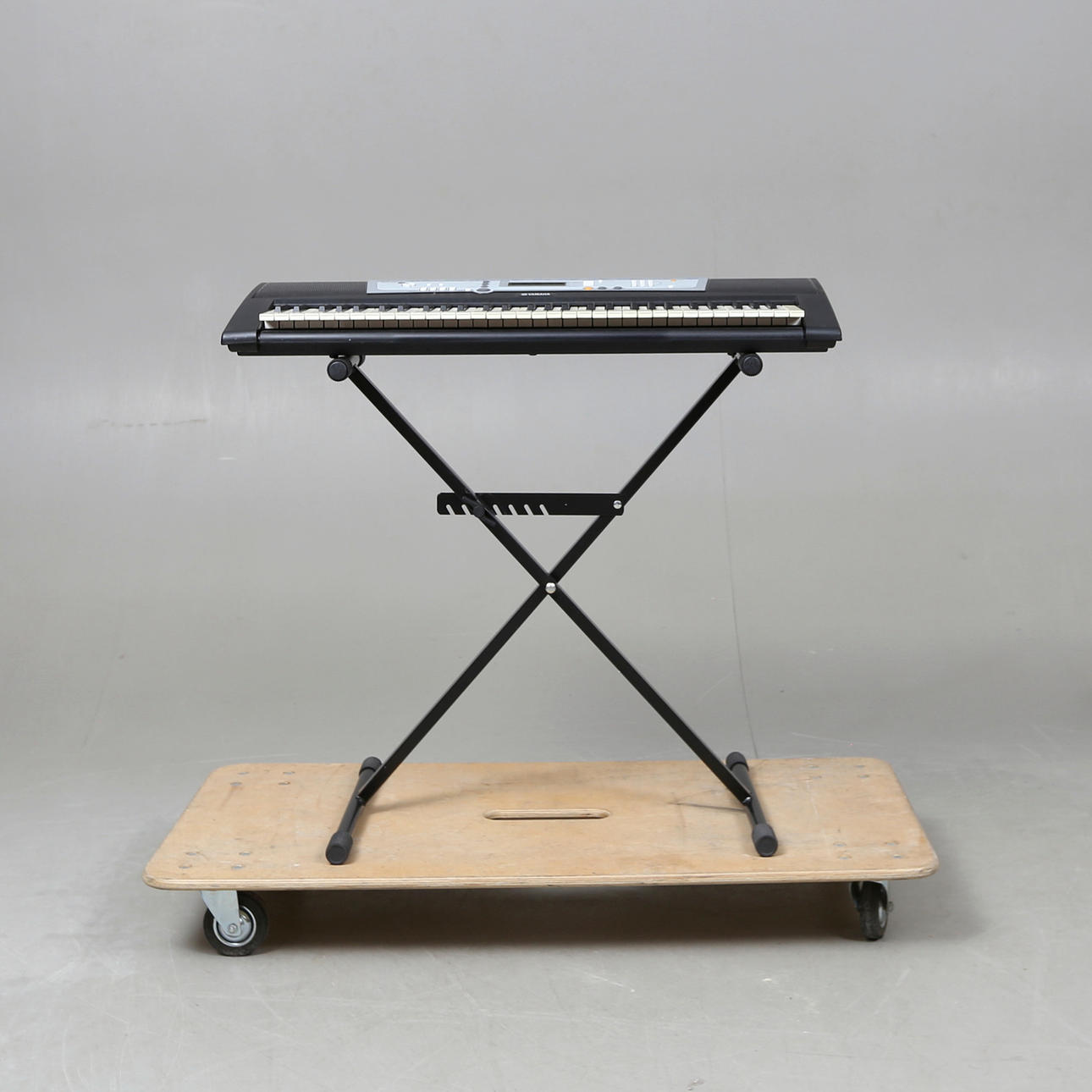 TASTATUR, Yamaha YPT-220.